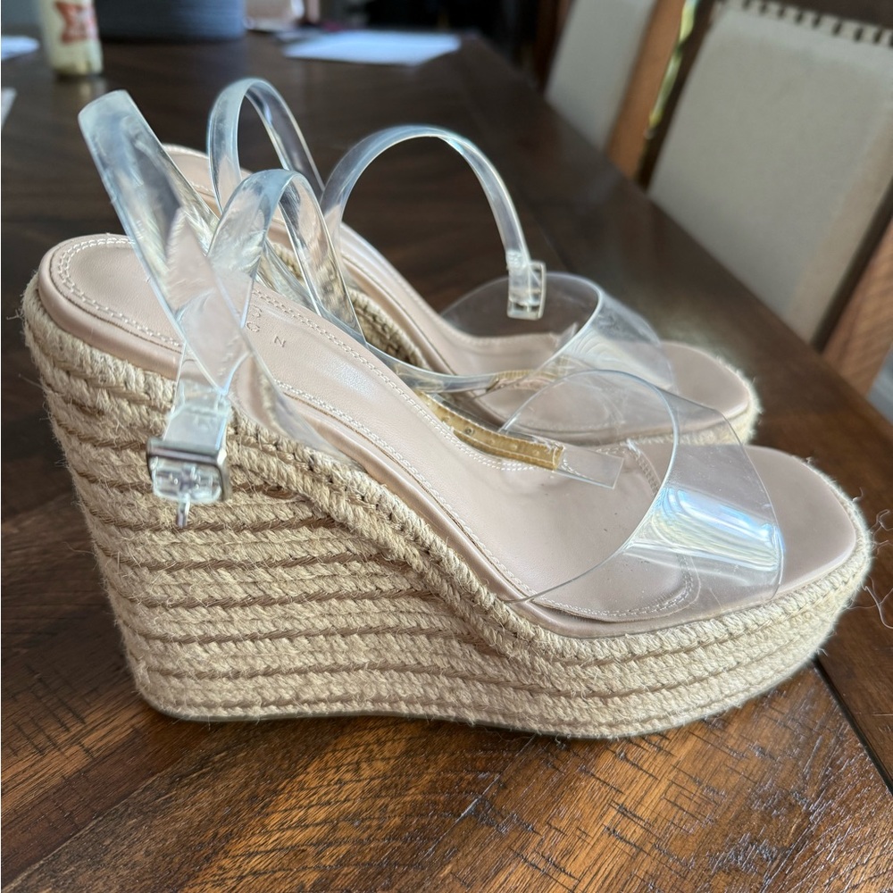 Clear wedges
